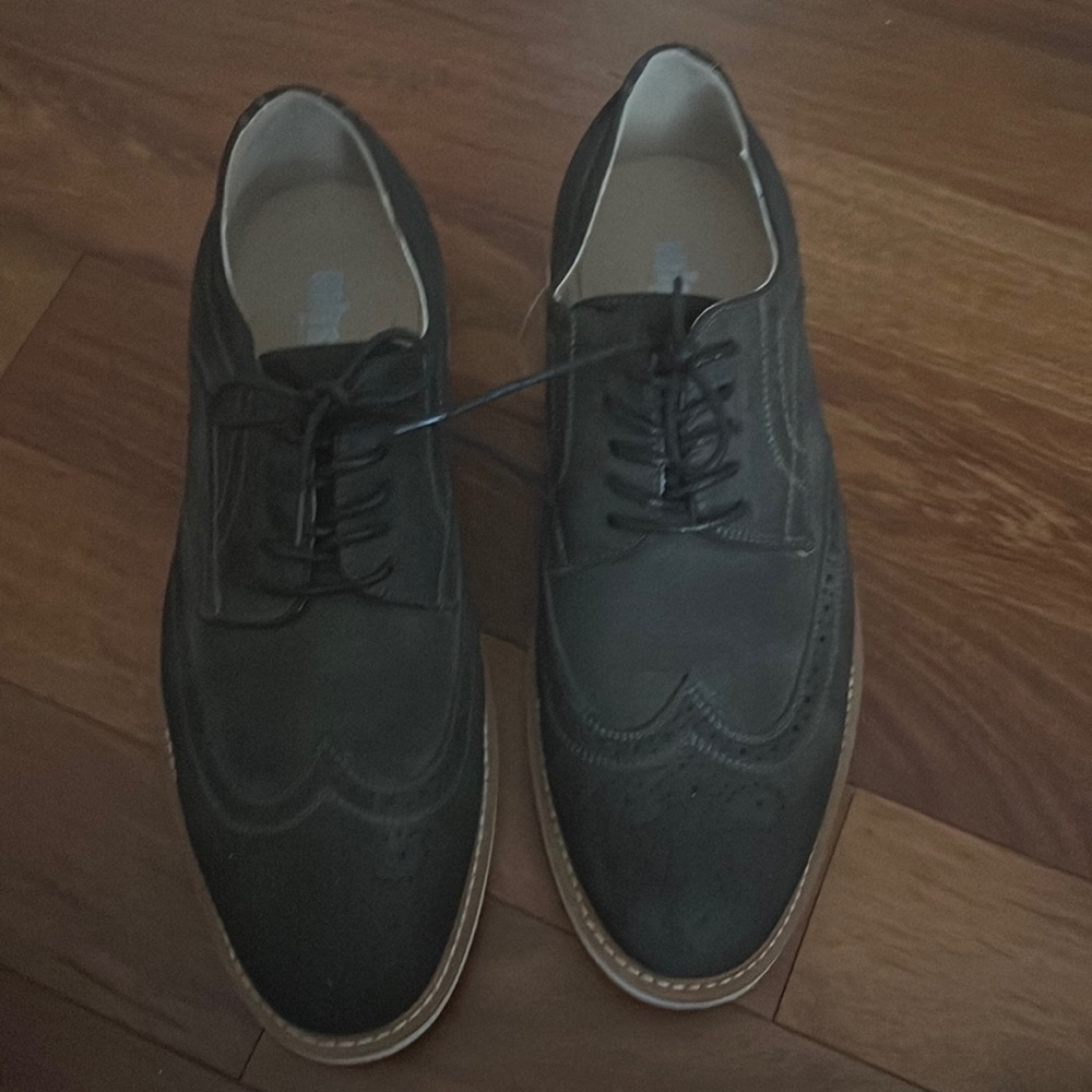 Men’s casual shoes